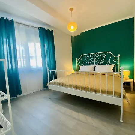 Rozelor Two Bedroom In Giroc