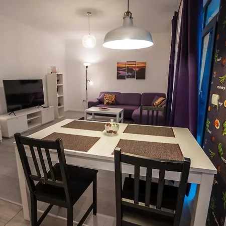 Apartment Rozelor Two Bedroom In Giroc *