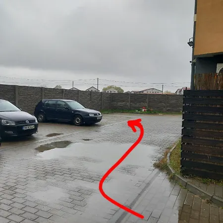 Rozelor Two Bedroom In Giroc *